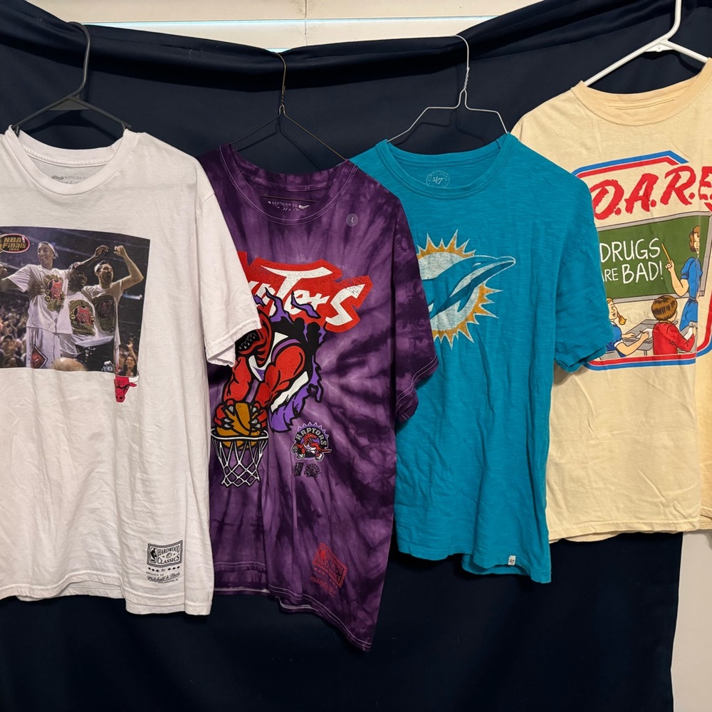Mens Graphic T-Shirts Set - White, Purple, Blue, Yellow